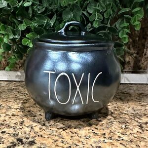Rae Dunn Toxic Cauldron